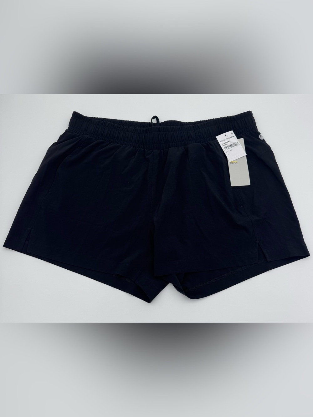 NWT Z by Zella Women’s Take a Hike Shorts - L